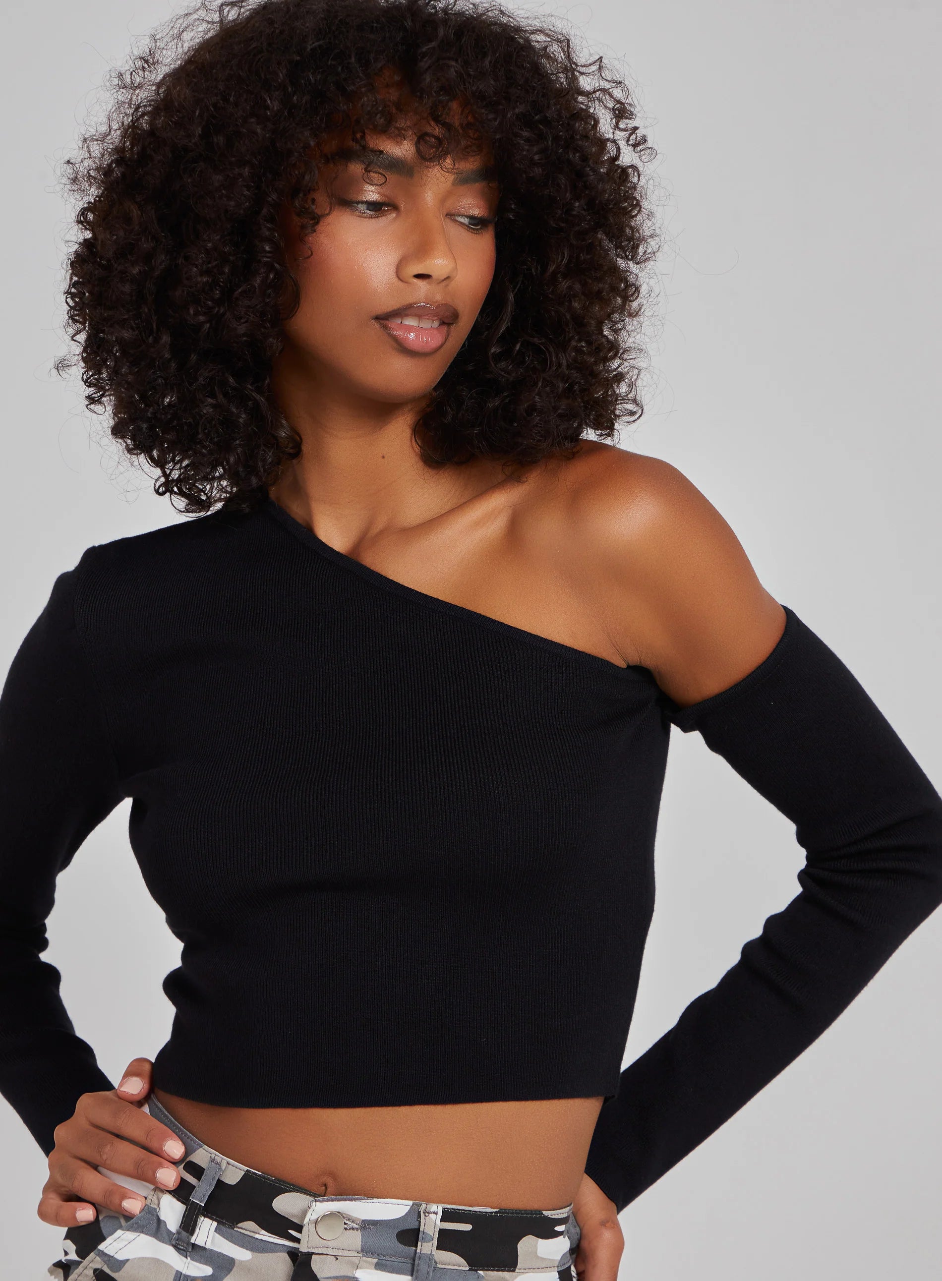 One Shoulder Long Sleeved Top