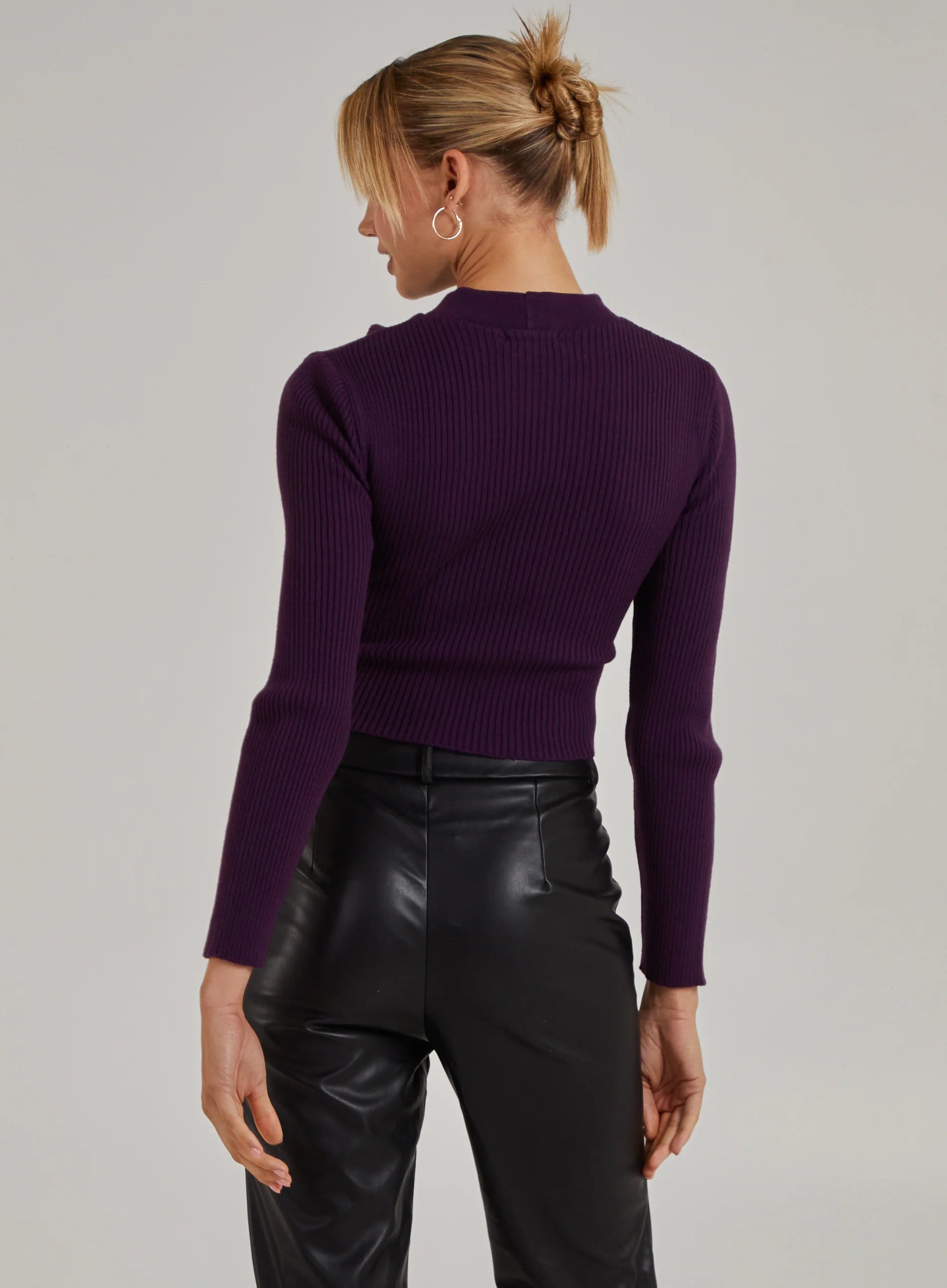 Choker Twist Front Knit Top