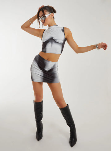 Graphic Silhouette Mini Skirt