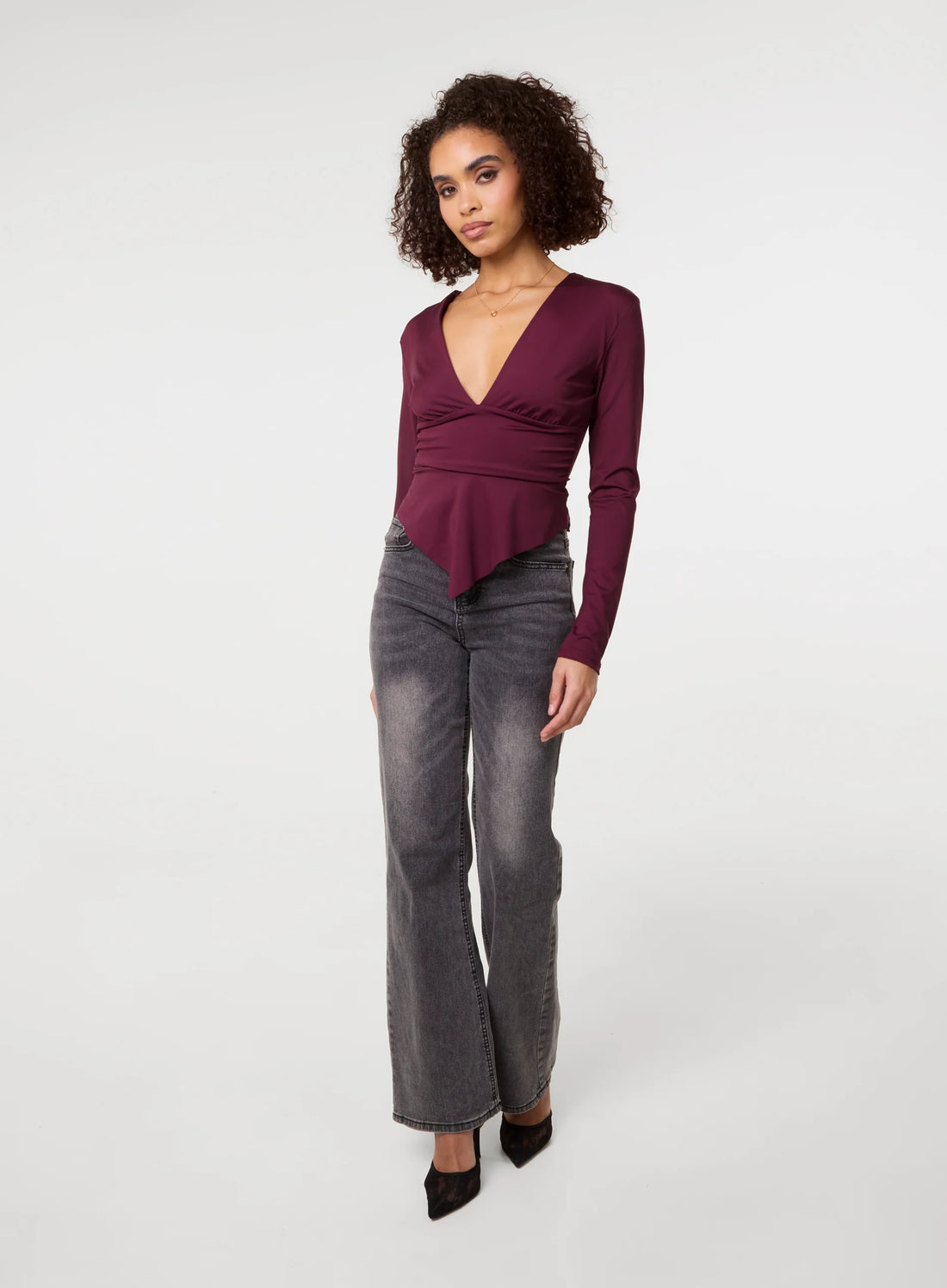 Stretch V Neck Hanky Hem Top