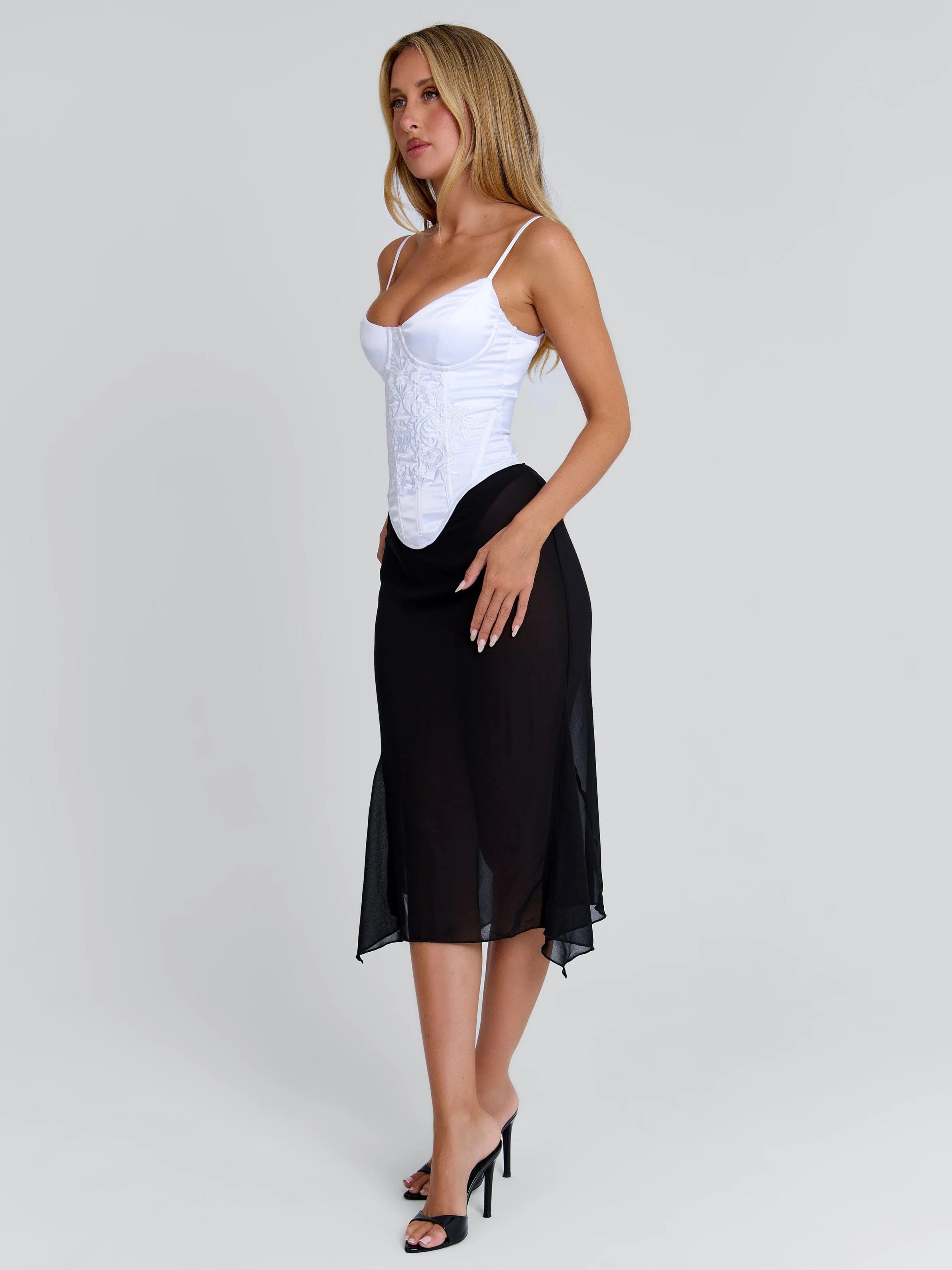 KAILEN MIDI DRESS WHITE BLACK