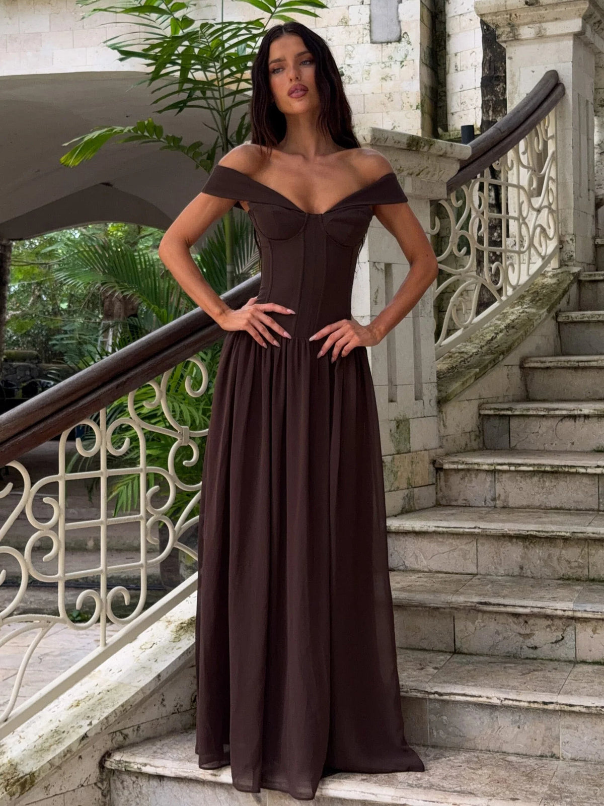 JUNIPIA MAXI DRESS CHOCOLATE