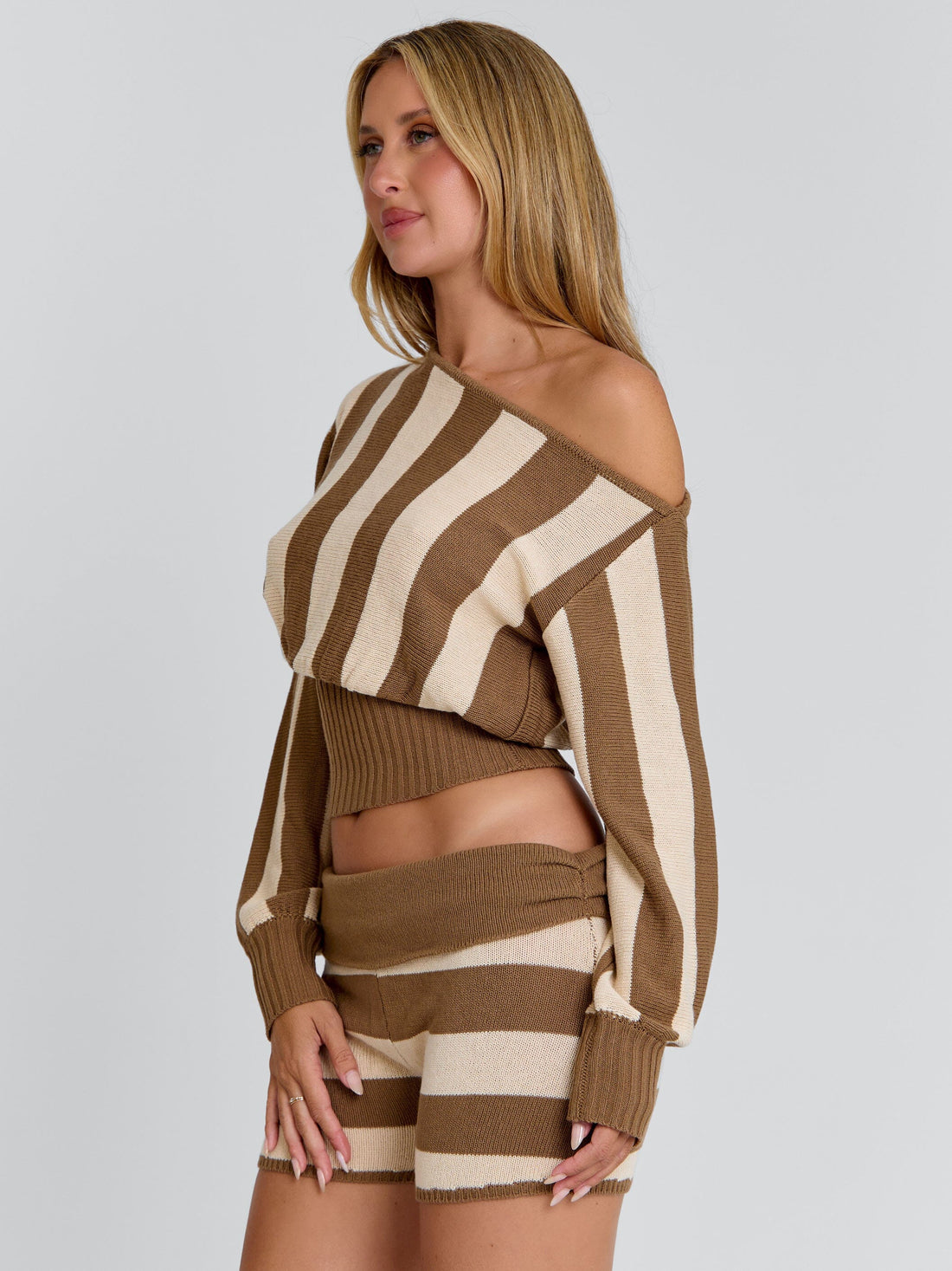 SUNDAZE SHORTS BROWN BEIGE STRIPE