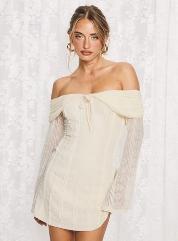 Colettie Long Sleeve Mini Dress Cream