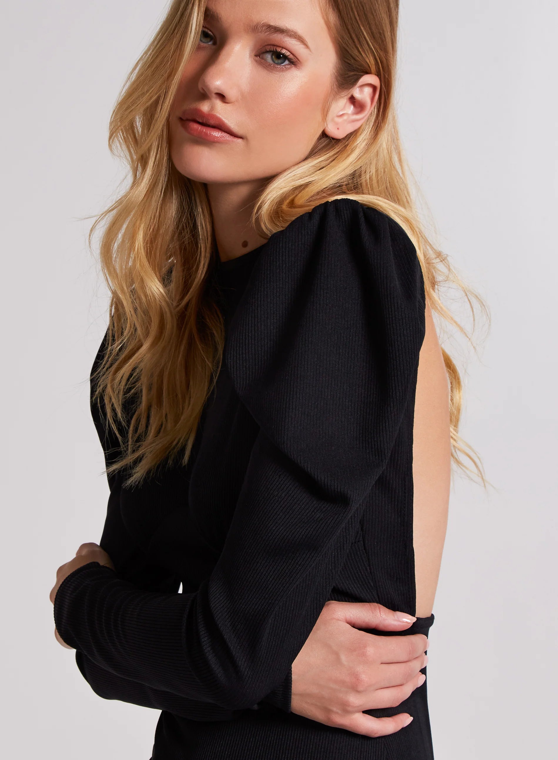 Ribbed Open Back Padded Shoulder Dress